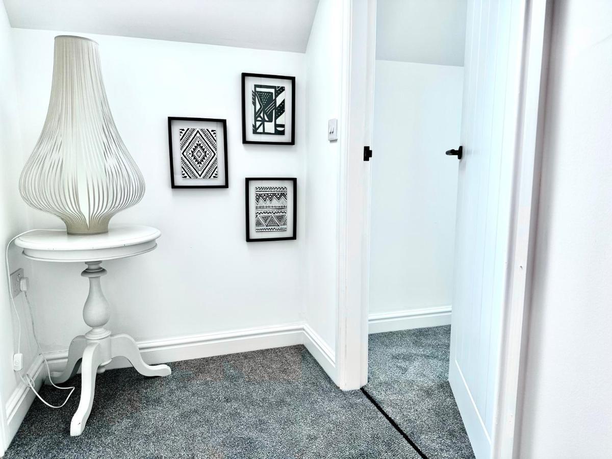 Central, Stylish - 2 Bed Property, The Stable @ Warrenfield, Free Wifi & Parking Orkney Esterno foto